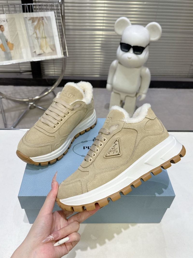 Pra*a sneakers